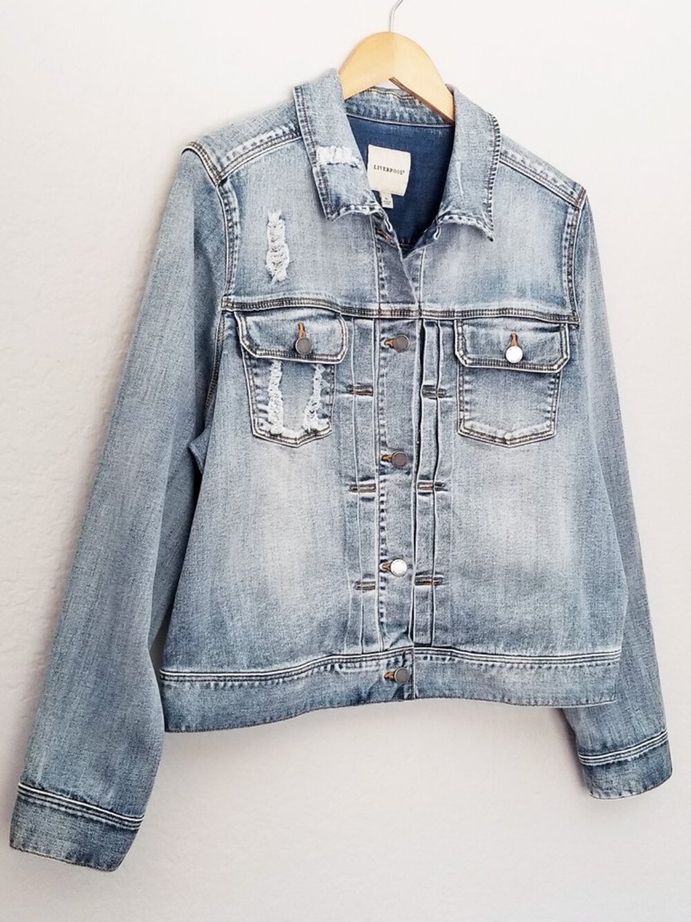 Liverpool Los Angeles Classic Jean Jacket XL Stretch Denim Glenmore Destroyed